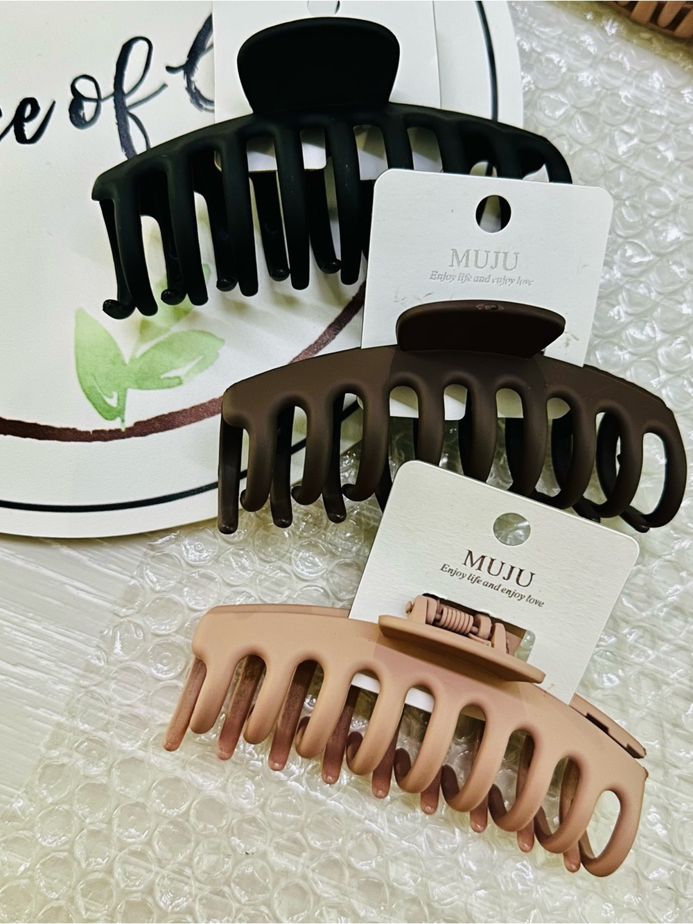 (3-Pack) Matte Hair Claw Clip - Black, Brown & Blush